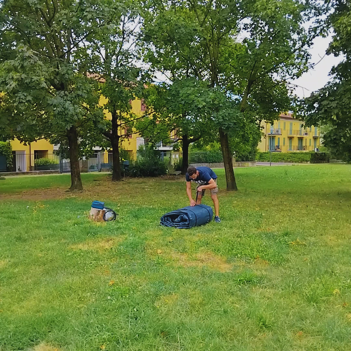 Carica il video: 